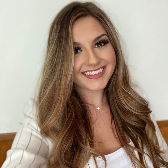 Meet your Posher, Kelly - Picture 1 of 1